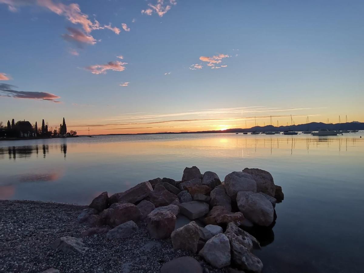 Apartments Rainer - Front Lake باردولينو المظهر الخارجي الصورة