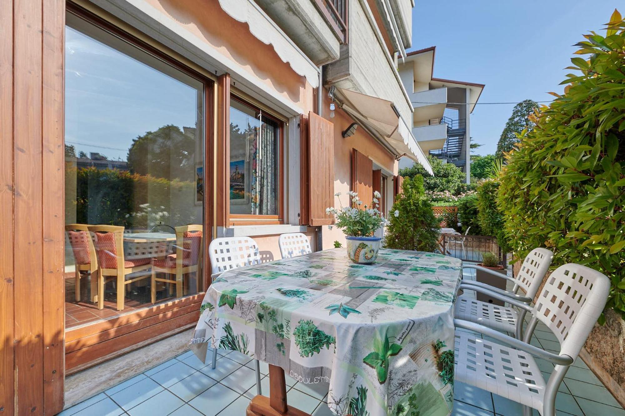 Apartments Rainer - Front Lake باردولينو المظهر الخارجي الصورة