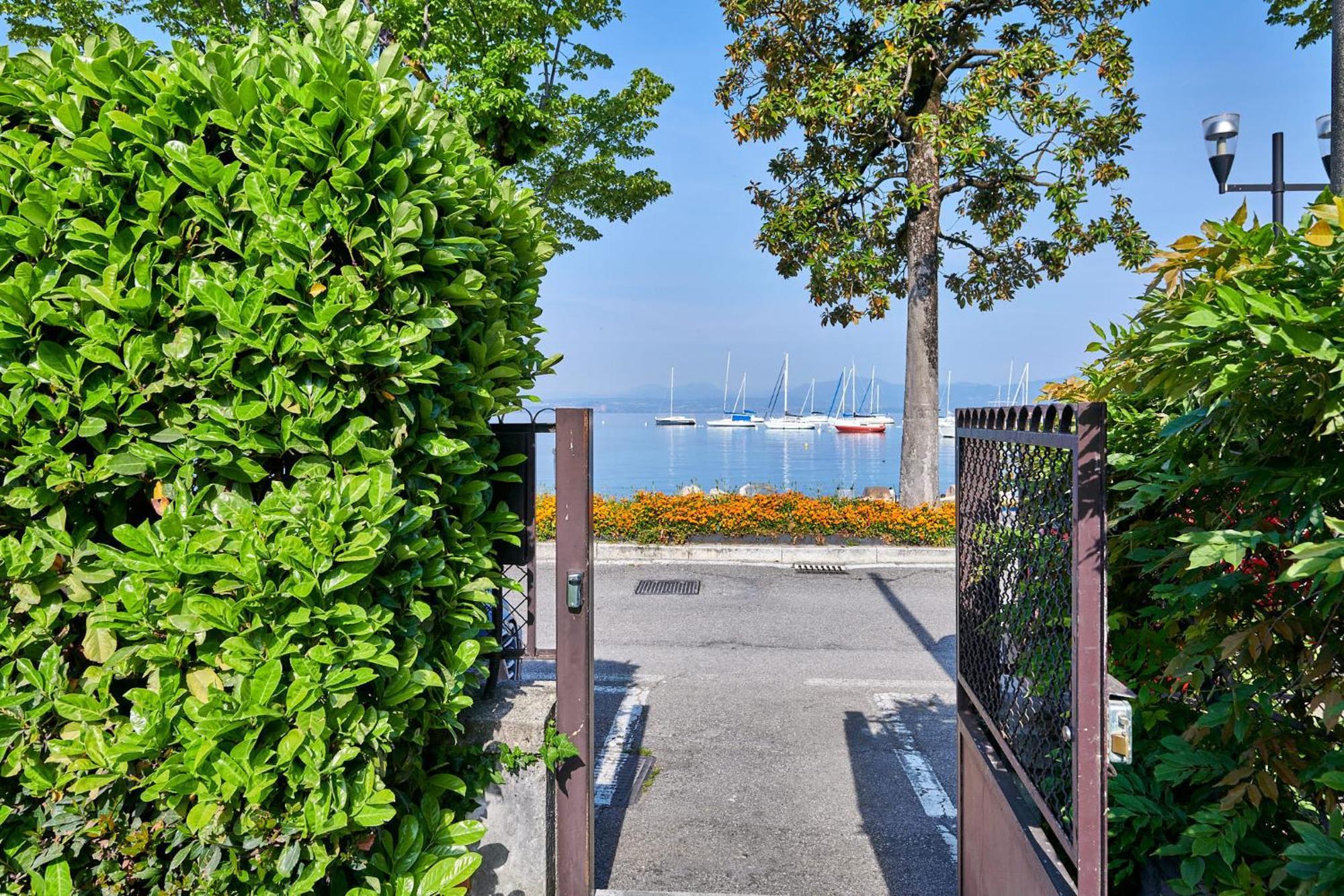 Apartments Rainer - Front Lake باردولينو المظهر الخارجي الصورة